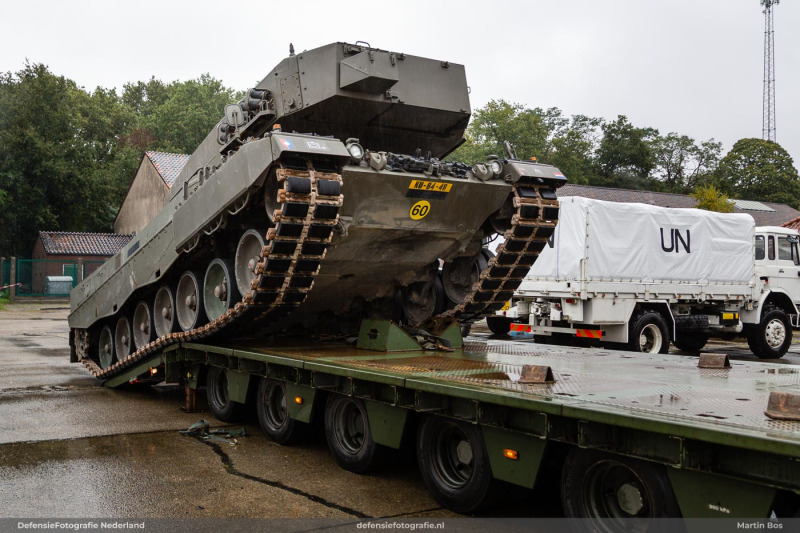 Inladen Leopard op Tropco