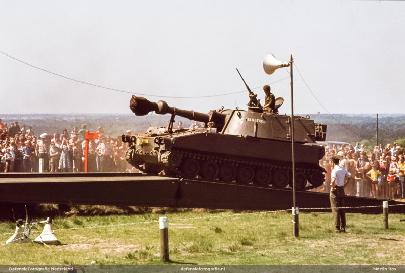 M-109 over brug