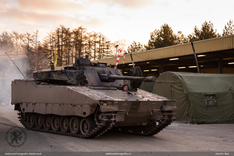 CV90
