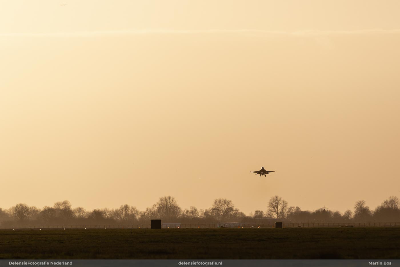 F-16 klaar voor de landing