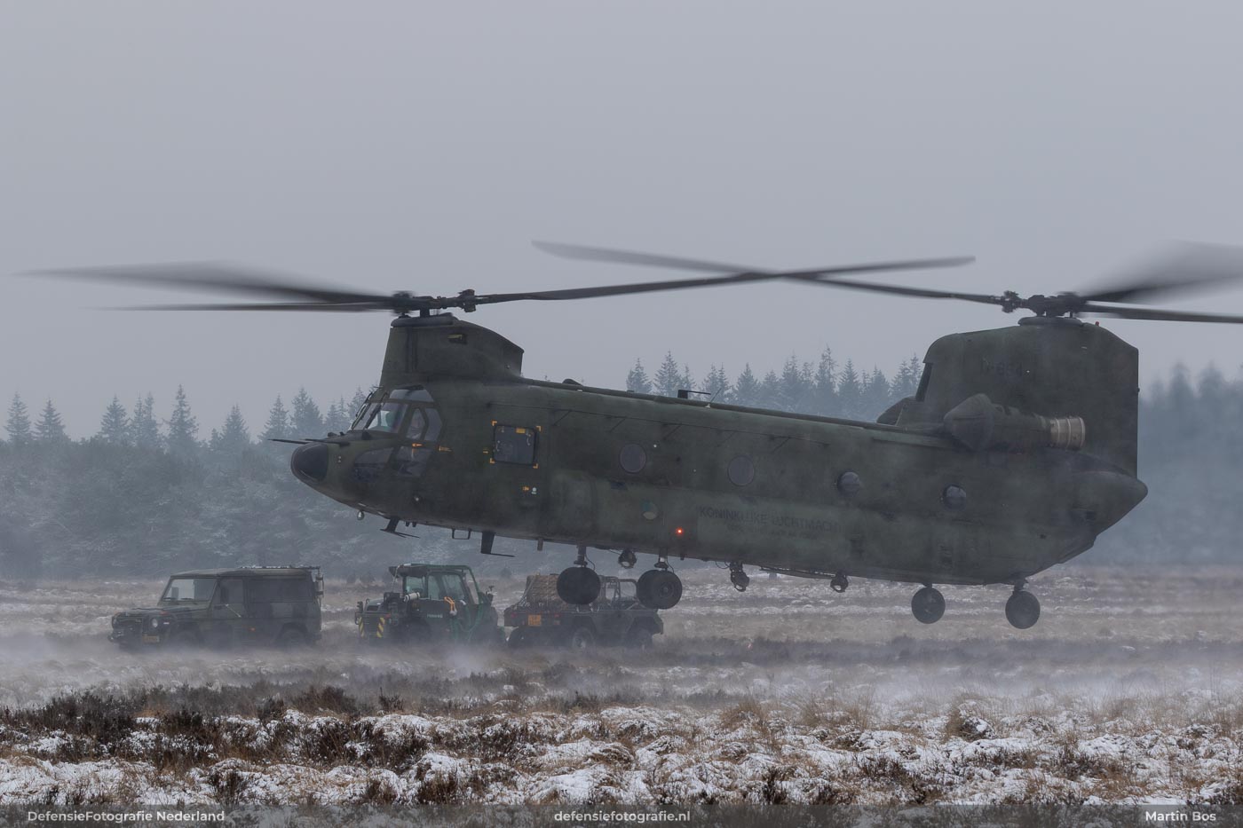 Chinook met slingload