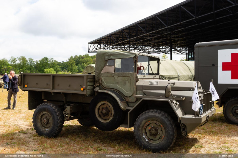 55 jaar YP408