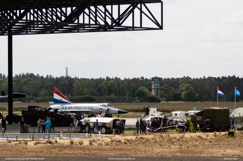 55 jaar YP408