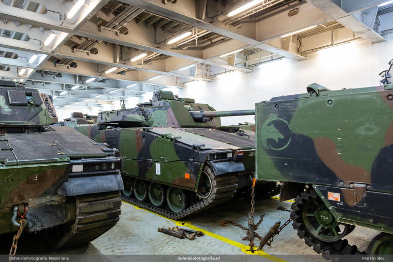 CV90 in het ruim