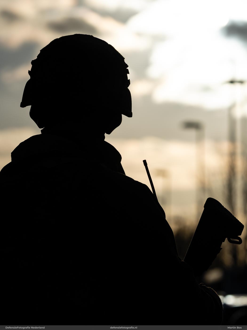Reservist en zonsopkomst