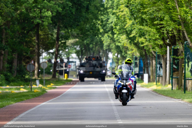 KMar voorop