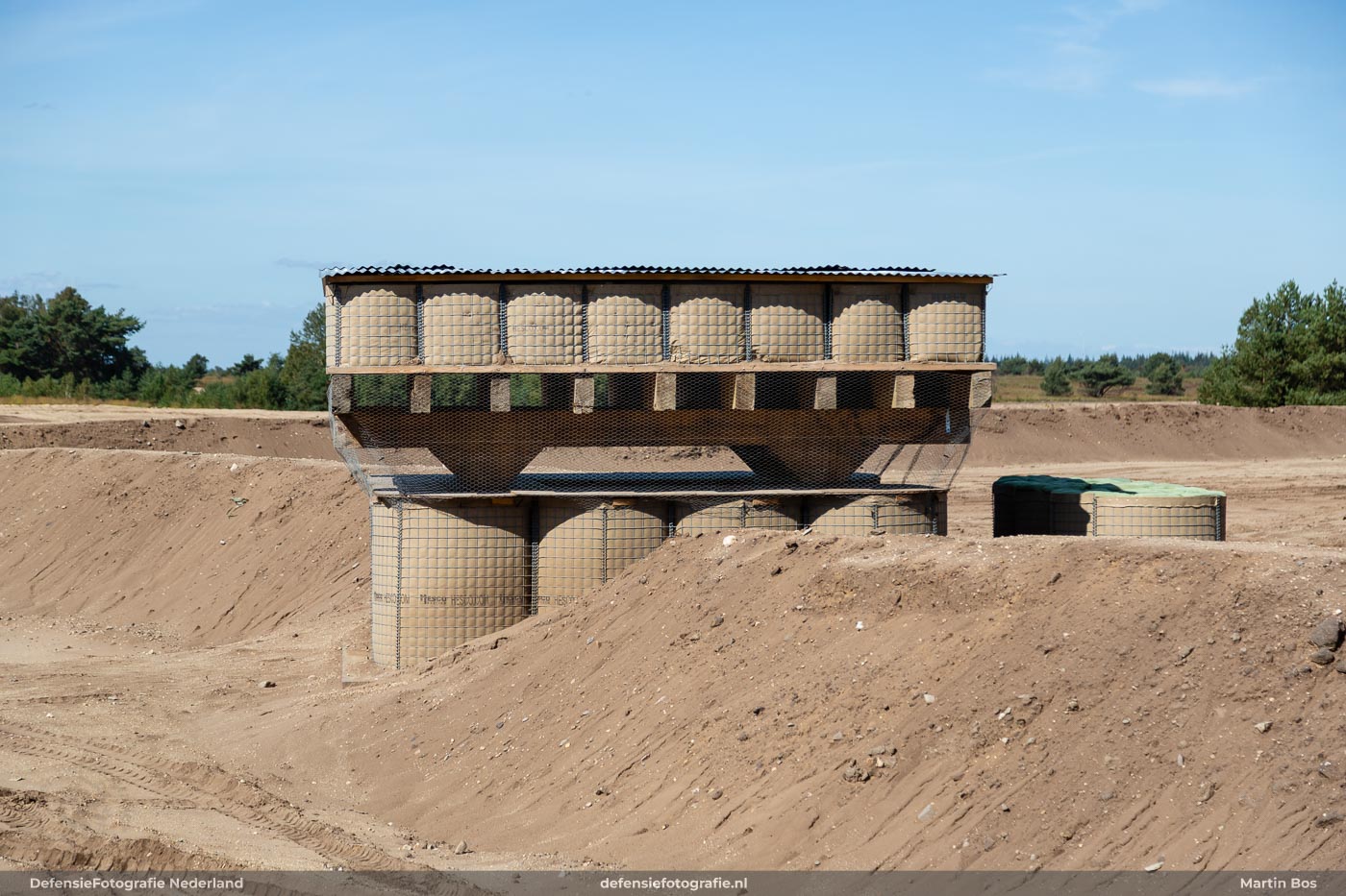 Observatiepost gebouwd met de Hesco