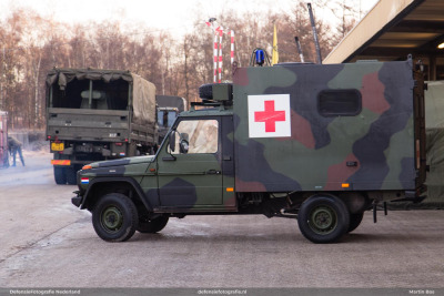 Ambulance MB290