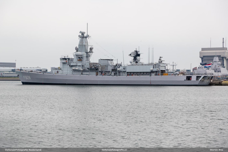 Zr.Ms Van Speijk (F828)