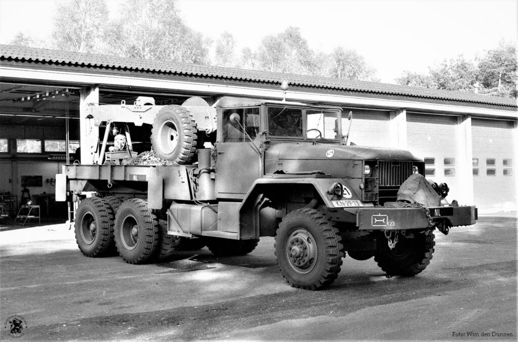 International M62 kraanwagen