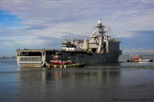 Vertrek schip voor Steadfast Defender