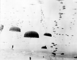 Parachutes tijdens Market Garden
