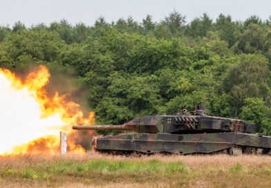 Vuren Leopard2 bij WTD 91 in Meppen